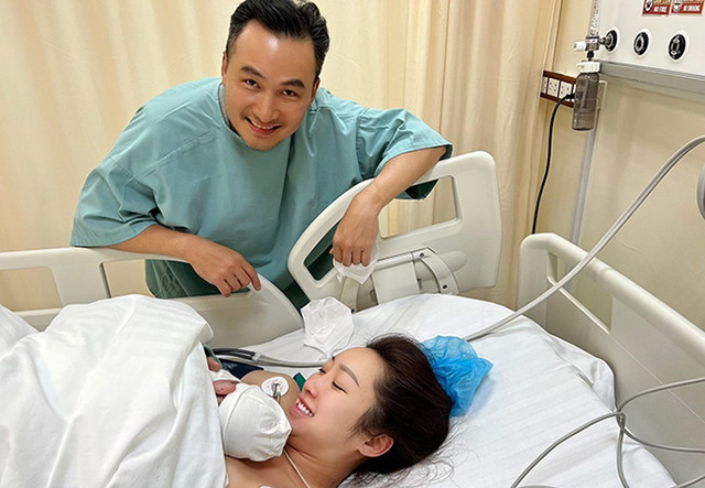Diễn viên Chi Bảo U50 lên chức bố lần 2 hết mực chiều vợ Dien vien Chi Bao U50 len chuc bo lan 2 het muc chieu vo