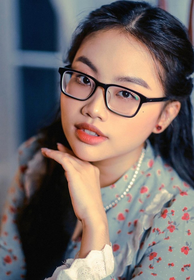 Vẻ ngoài khó nhận ra của Phương Mỹ Chi sau những miệt thị ngoại hình - Hình 11 Ve ngoai kho nhan ra cua Phuong My Chi sau nhung miet thi ngoai hinh-Hinh-11