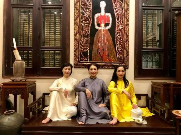 Cuộc sống và nhan sắc của ba chị em nhà Lê Khanh hiện tại ra sao? - Hình 3 Cuoc song va nhan sac cua ba chi em nha Le Khanh hien tai ra sao?-Hinh-3