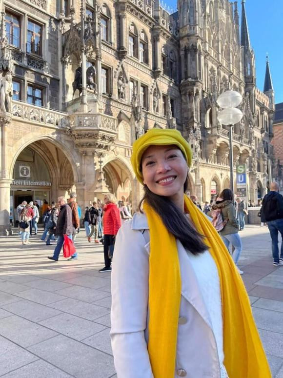 Cuộc sống và nhan sắc của ba chị em nhà Lê Khanh hiện tại ra sao? - Hình 32 Cuoc song va nhan sac cua ba chi em nha Le Khanh hien tai ra sao?-Hinh-32