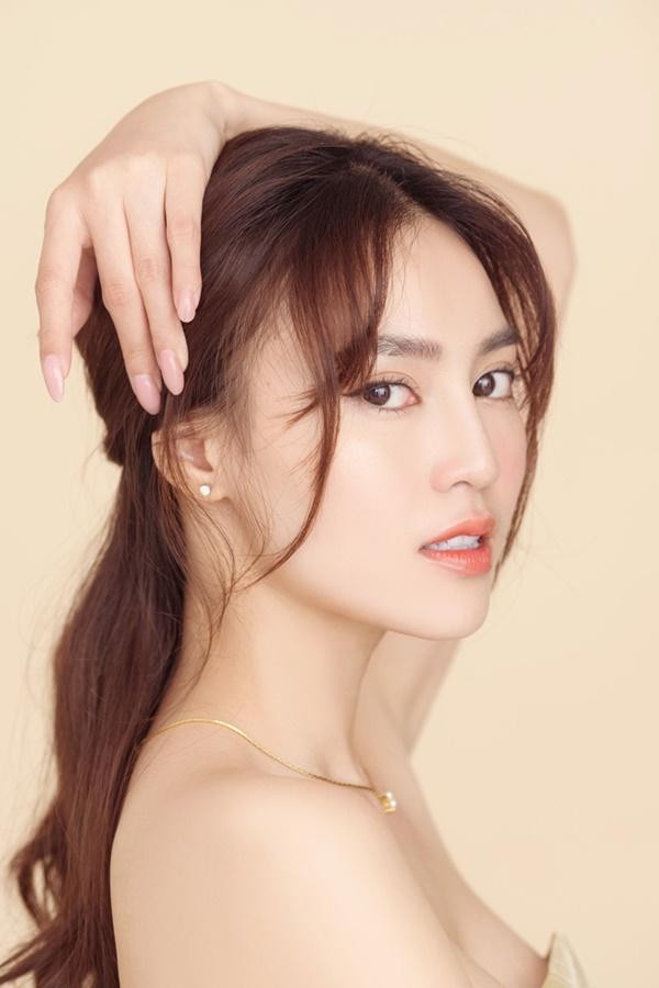 Ai đủ sức thay thế Việt Trinh ở bản điện ảnh "Người Đẹp Tây Đô"? - Hình 3 Ai du suc thay the Viet Trinh o ban dien anh