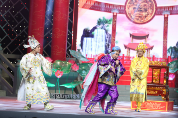 Hành xử của Duy Nam và Trung “ruồi” khi được chọn đóng Nam Tào – Bắc Đẩu - Hình 6 Hanh xu cua Duy Nam va Trung “ruoi” khi duoc chon dong Nam Tao – Bac Dau-Hinh-6