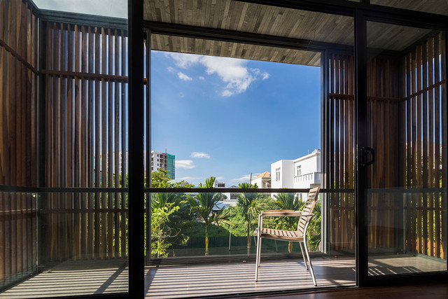 Biệt thự hiện đại nhưng vẫn ngập mảng xanh ở phố biển Nha Trang ảnh 16 Biệt thự hiện đại nhưng vẫn ngập mảng xanh ở phố biển Nha Trang