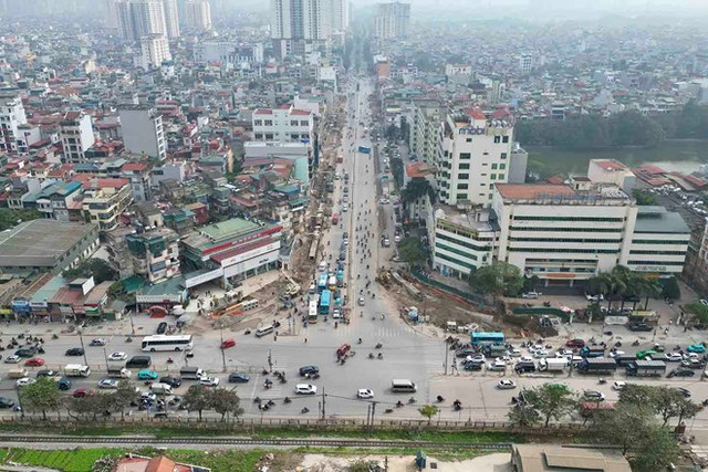 Hà Nội phân luồng điều chỉnh giao thông trên đường Giải Phóng Ha Noi phan luong dieu chinh giao thong tren duong Giai Phong