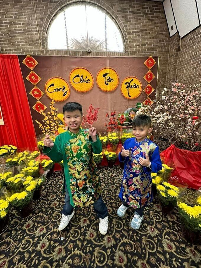 Nghệ sĩ hải ngoại đón Tết: Đậm đà vị cổ truyền - Hình 12 Nghe si hai ngoai don Tet: Dam da vi co truyen-Hinh-12