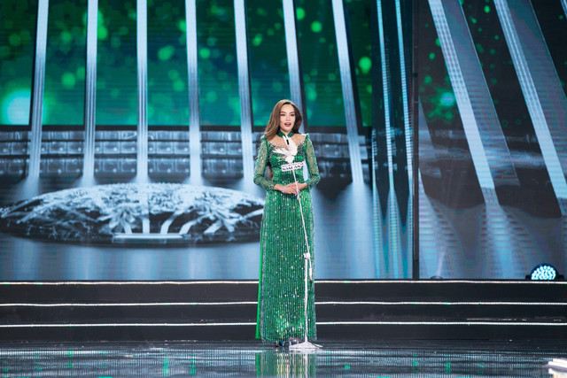 Lê Hoàng Phương: "4 năm thi hoa hậu, tôi đăng quang do may mắn" Le Hoang Phuong: