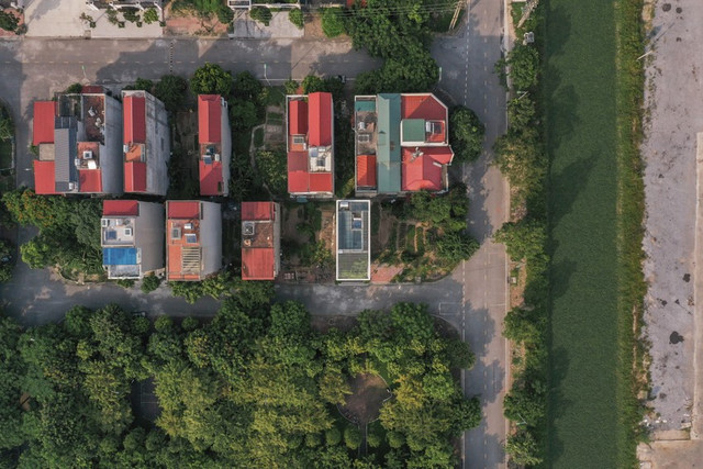 Nhà phố hướng tây đặc biệt với phòng ngủ có góc nhìn siêu rộng - Hình 2 Nha pho huong tay dac biet voi phong ngu co goc nhin sieu rong-Hinh-2