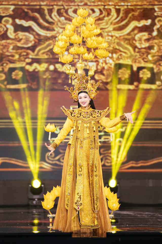 Số phận trang phục dân tộc ở cuộc thi hoa hậu đi về đâu? - Hình 5 So phan trang phuc dan toc o cuoc thi hoa hau di ve dau?-Hinh-5