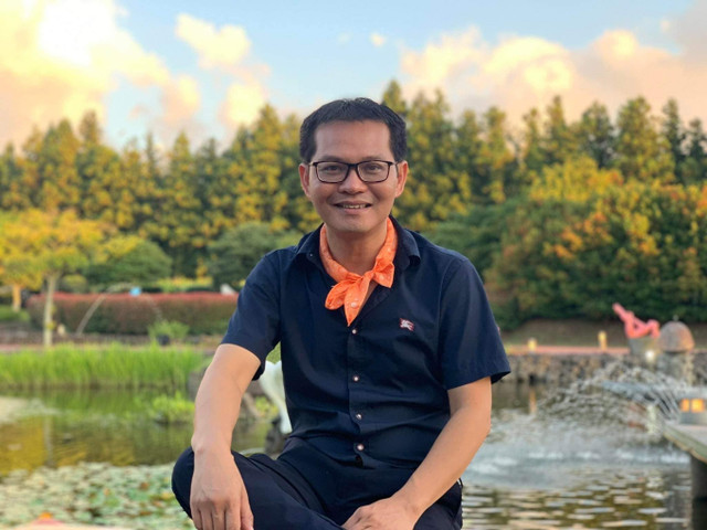 Nam diễn viên được phong NSND trẻ nhất nhì Việt Nam - Hình 2 Nam dien vien duoc phong NSND tre nhat nhi Viet Nam-Hinh-2
