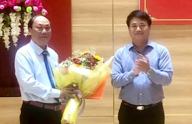 Ông Nguyễn Quốc Việt giữ chức Bí thư huyện đảo Lý Sơn Ong Nguyen Quoc Viet giu chuc Bi thu huyen dao Ly Son