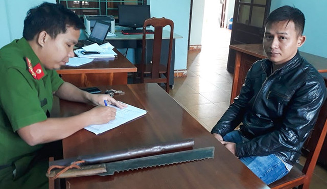 Giám đốc Công an Quảng Nam yêu cầu xử nghiêm nhóm đánh tài xế xe khách Giam doc Cong an Quang Nam yeu cau xu nghiem nhom danh tai xe xe khach