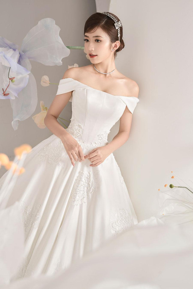 Ngọc Huyền ‘Thương ngày nắng về’ khác lạ khi làm cô dâu - Hình 3 Ngoc Huyen ‘Thuong ngay nang ve’ khac la khi lam co dau-Hinh-3