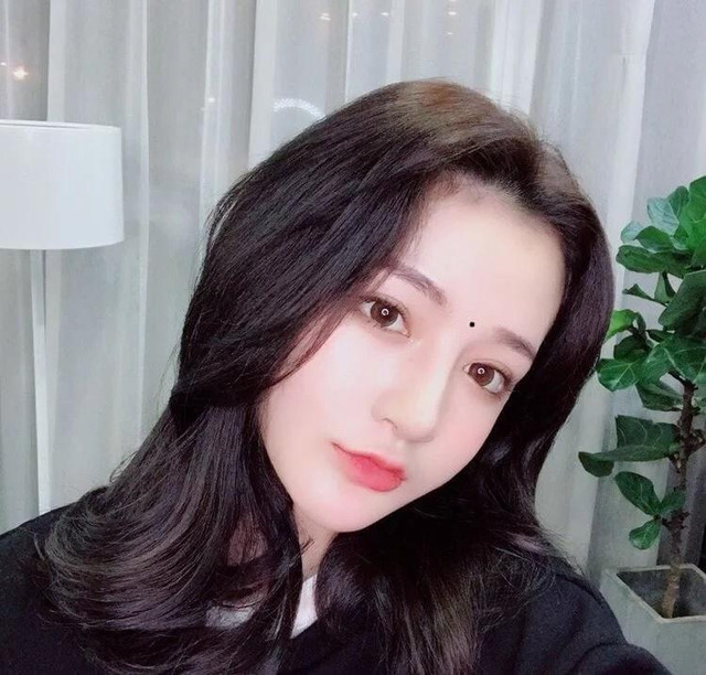Phụ nữ có 5 nốt ruồi ẩn chứa tiền tài, cả đời sống nhung lụa Phu nu co 5 not ruoi an chua tien tai, ca doi song nhung lua