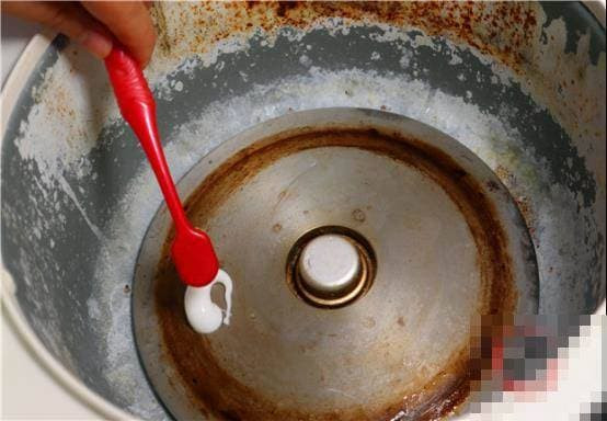 Mẹo làm sạch nồi cơm điện sau 1 phút, vi khuẩn không thể lây lan - Hình 4 Meo lam sach noi com dien sau 1 phut, vi khuan khong the lay lan-Hinh-4