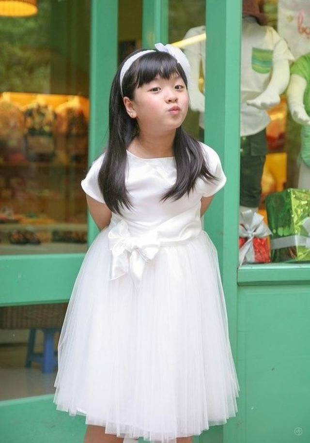 Ái nữ của các sao Việt "dậy thì thành công" thế nào? - Hình 8 Ai nu cua cac sao Viet