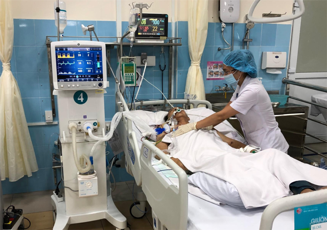4 dấu hiệu nhận biết người bệnh hạ oxy máu 4 dau hieu nhan biet nguoi benh ha oxy mau