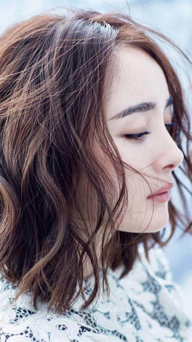Loạt mỹ nhân sao Hoa ngữ đánh đổi thứ quý giá nhất để được tỏa sáng - Hình 38 Loat my nhan sao Hoa ngu danh doi thu quy gia nhat de duoc toa sang-Hinh-38