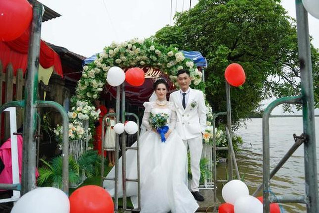 Đám cưới mùa dịch của người trẻ: Đính hôn qua Zoom - Hình 12 Dam cuoi mua dich cua nguoi tre: Dinh hon qua Zoom-Hinh-12