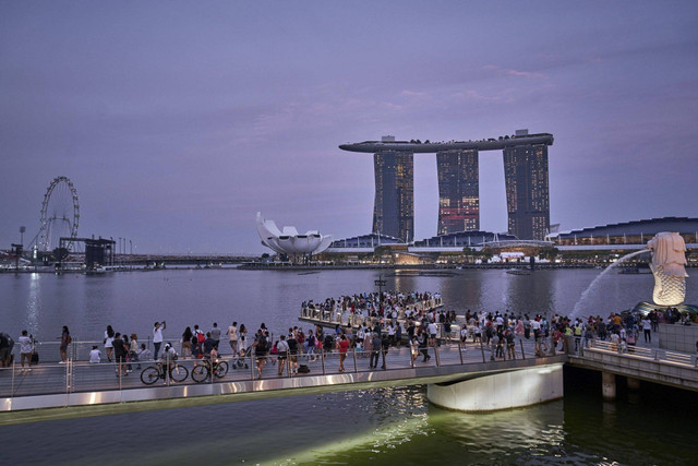 Singapore phạt tù người trốn cách ly đi lĩnh thưởng vé số Singapore phat tu nguoi tron cach ly di linh thuong ve so