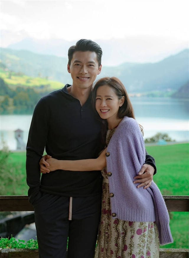 Hyun Bin và Son Ye Jin, cặp đôi 'Hạ cánh nơi anh' thông báo kết hôn - Hình 2 Hyun Bin va Son Ye Jin, cap doi 'Ha canh noi anh' thong bao ket hon-Hinh-2