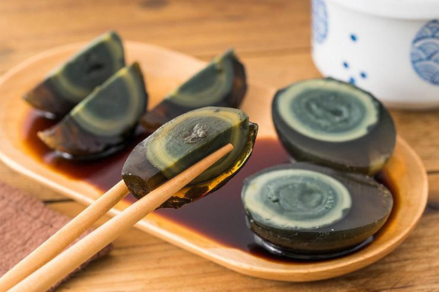 Món ăn người Trung Quốc nghiện, người nước ngoài 'bịt mũi' Mon an nguoi Trung Quoc nghien, nguoi nuoc ngoai 'bit mui'