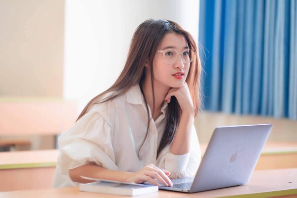 Hành trình 'dậy thì thành công' của Á hậu Phương Nhi - Hình 13 Hanh trinh 'day thi thanh cong' cua A hau Phuong Nhi-Hinh-13
