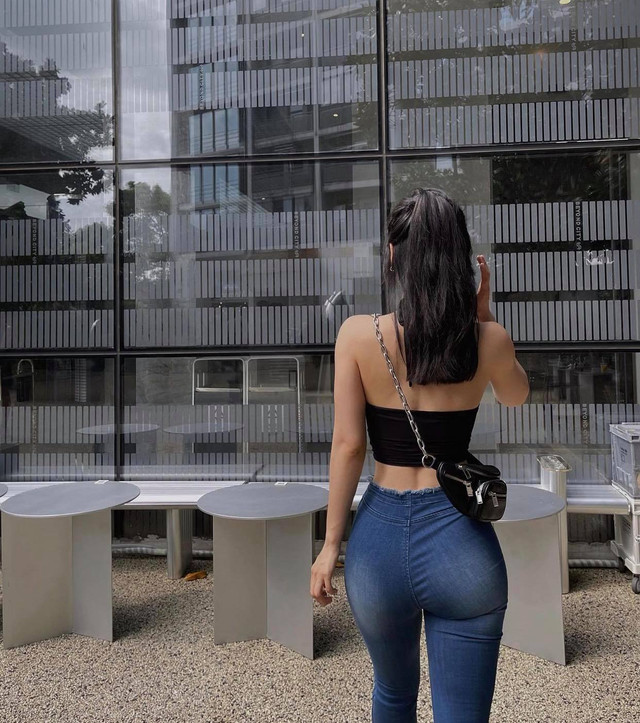 2 mỹ nữ Trung Quốc mặc quần jeans đẹp 2 my nu Trung Quoc mac quan jeans dep
