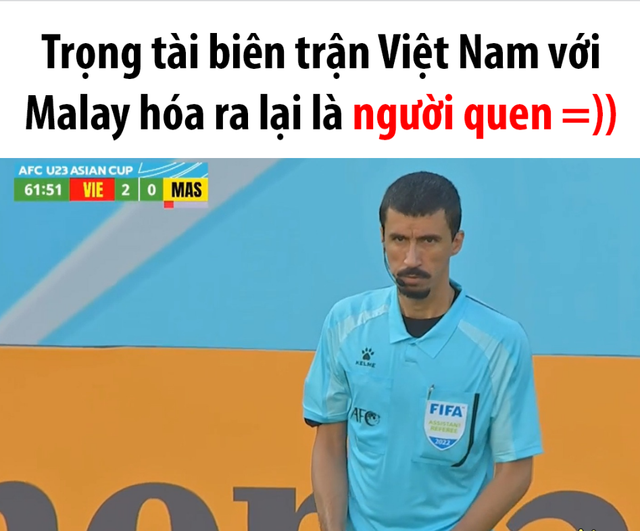 Trọng tài U23 châu Á có nét giống Đen Vâu Trong tai U23 chau A co net giong Den Vau