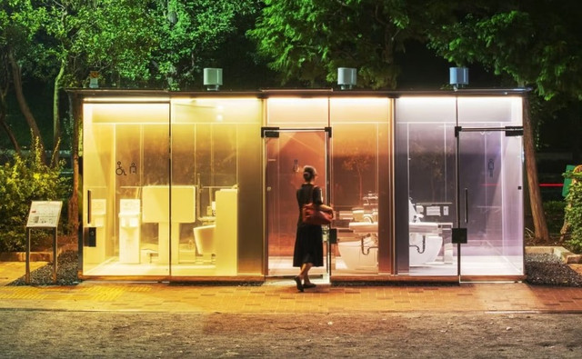 Nhà vệ sinh ở Tokyo bỗng thành xuyên thấu - Hình 3 Nha ve sinh o Tokyo bong thanh xuyen thau-Hinh-3