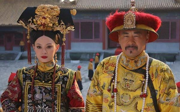 Lật tẩy bí mật hậu trường 'Hậu Cung Chân Hoàn Truyện' Lat tay bi mat hau truong 'Hau Cung Chan Hoan Truyen'