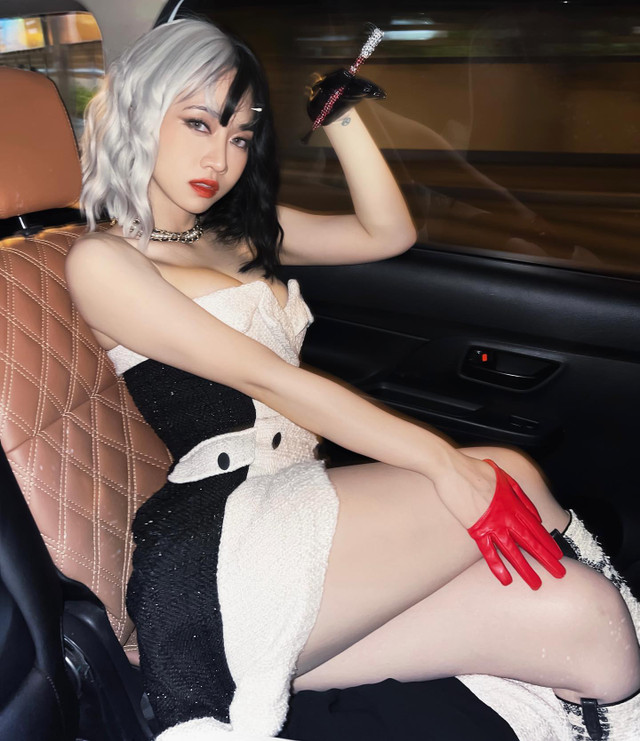 Lê Bống thay đổi gu mặc nhưng vẫn gây tranh cãi - Hình 5 Le Bong thay doi gu mac nhung van gay tranh cai-Hinh-5
