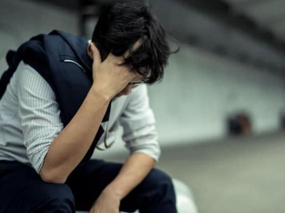 Hai năm sau ly hôn, tôi và vợ cũ trở lại làm bạn Hai nam sau ly hon, toi va vo cu tro lai lam ban