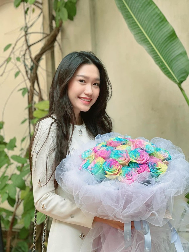 Lý do bạn gái Đoàn Văn Hậu không tiếp tục tham gia các cuộc thi sắc đẹp Ly do ban gai Doan Van Hau khong tiep tuc tham gia cac cuoc thi sac dep
