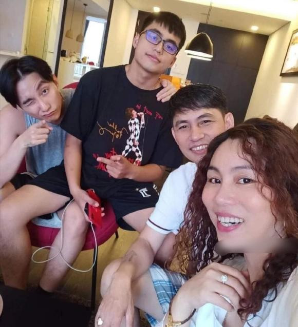 Hậu drama gỡ bỏ MV, mẹ ruột Sơn Tùng gây sốt Hau drama go bo MV, me ruot Son Tung gay sot