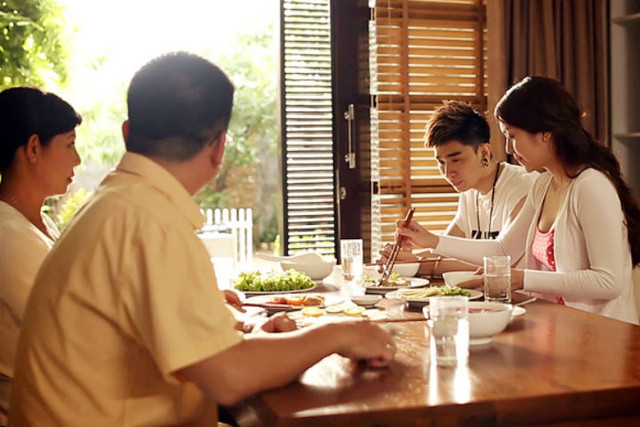 Dùng bữa với bố mẹ chồng tương lai, tôi nhất quyết không cưới nữa Dung bua voi bo me chong tuong lai, toi nhat quyet khong cuoi nua