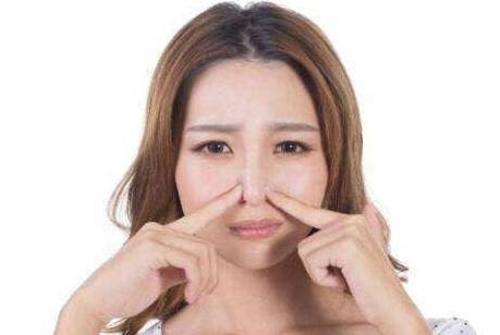 Lý do khiến nước tiểu có mùi hôi nồng nặc là gì? - Hình 4 Ly do khien nuoc tieu co mui hoi nong nac la gi?-Hinh-4
