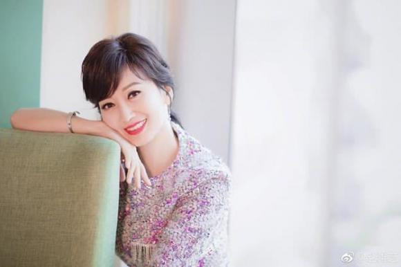 Lưu Hiểu Khánh chung khung hình với 'Quan Âm đẹp nhất màn ảnh' - Hình 9 Luu Hieu Khanh chung khung hinh voi 'Quan Am dep nhat man anh'-Hinh-9
