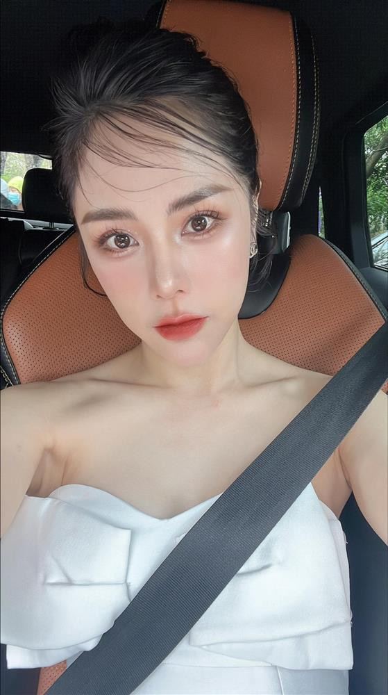 Bạn gái Huỳnh Anh lấp lửng về sự đổ vỡ tình cảm? Ban gai Huynh Anh lap lung ve su do vo tinh cam?