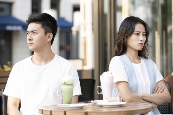 Lén lút vụng trộm sáu năm cứ ngỡ chồng không hề hay biết Len lut vung trom sau nam cu ngo chong khong he hay biet