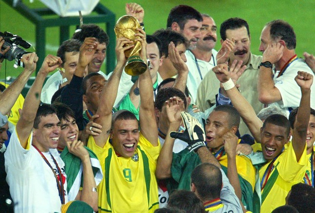Choáng với số tiền thưởng đội vô địch World Cup 2022 - Hình 2 Choang voi so tien thuong doi vo dich World Cup 2022-Hinh-2