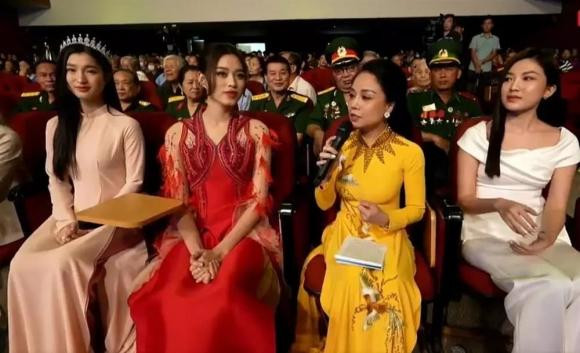 Hoa hậu Đỗ Thị Hà và Á hậu Phương Nhi chung một khung hình - Hình 4 Hoa hau Do Thi Ha va A hau Phuong Nhi chung mot khung hinh-Hinh-4