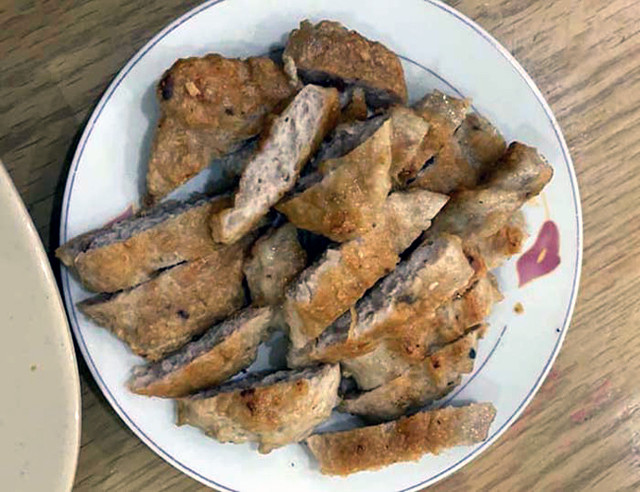 Món lạ 'hao cơm tốn bia' sau rằm nườm nượp khách Mon la 'hao com ton bia' sau ram nuom nuop khach