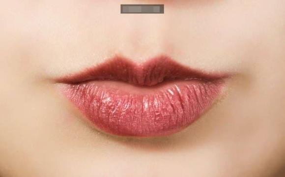 10 'dáng môi' cho bạn thấy được nét tính cách của chính mình - Hình 3 10 'dang moi' cho ban thay duoc net tinh cach cua chinh minh-Hinh-3
