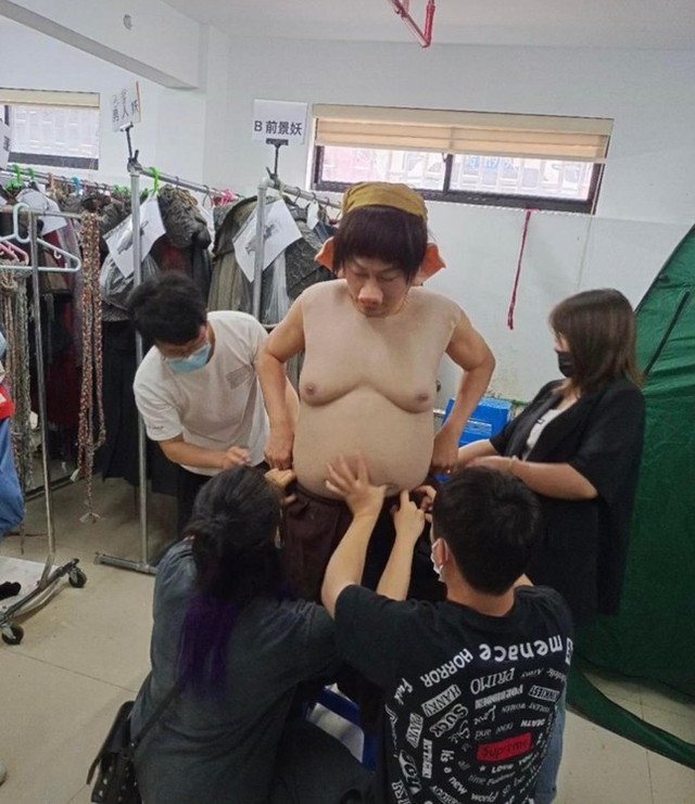 Quá trình hóa trang thành Trư Bát Giới - Hình 5 Qua trinh hoa trang thanh Tru Bat Gioi-Hinh-5