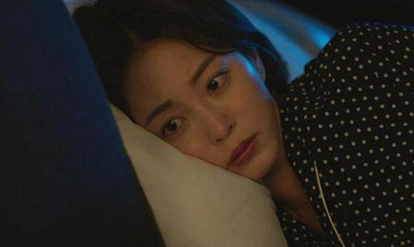 Chồng cũ gõ cửa xin ngủ nhờ, 3h sáng tôi hoảng loạn lao ra khỏi nhà - Hình 2 Chong cu go cua xin ngu nho, 3h sang toi hoang loan lao ra khoi nha-Hinh-2