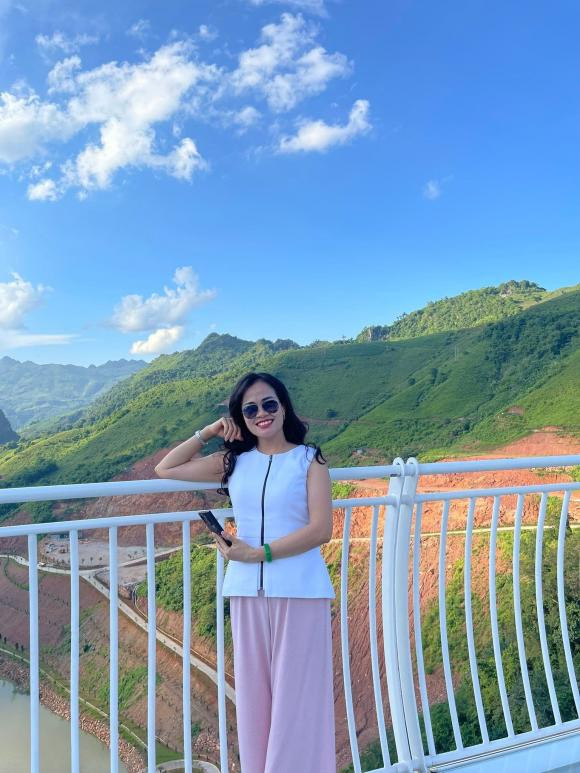 Chị chồng đáng ghét nhất 'Thương ngày nắng về' xả vai - Hình 2 Chi chong dang ghet nhat 'Thuong ngay nang ve' xa vai-Hinh-2