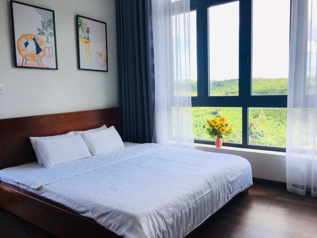 Ngôi nhà ở phố núi, lấp ló sau những rặng tùng xanh - Hình 8 Ngoi nha o pho nui, lap lo sau nhung rang tung xanh-Hinh-8