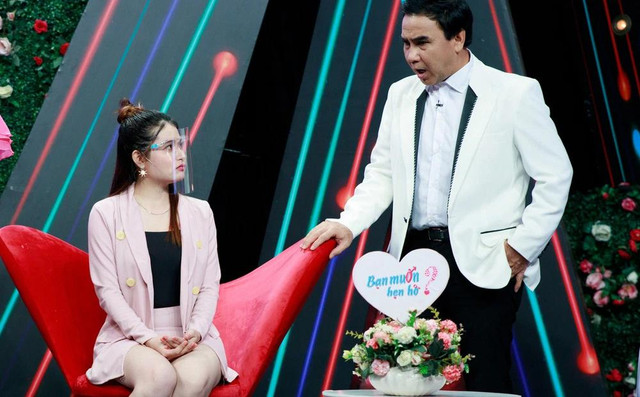 Cô gái đuổi bạn trai ở show hẹn hò khiến Quyền Linh sốc Co gai duoi ban trai o show hen ho khien Quyen Linh soc