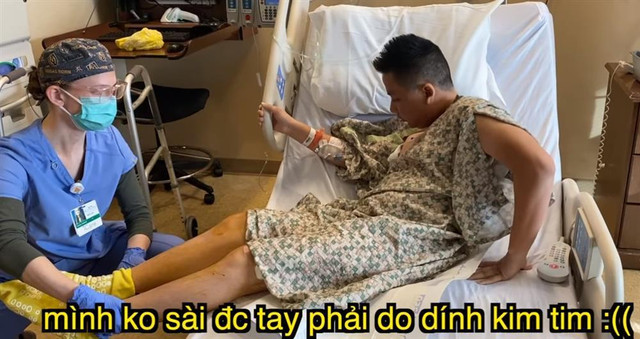 Khoa Pug rớt nước mắt, không thể tự đi sau phẫu thuật kéo chân - Hình 2 Khoa Pug rot nuoc mat, khong the tu di sau phau thuat keo chan-Hinh-2