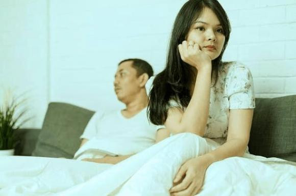 Cãi nhau với mẹ chồng mà chồng thản nhiên đứng nghịch điện thoại - Hình 3 Cai nhau voi me chong ma chong than nhien dung nghich dien thoai-Hinh-3